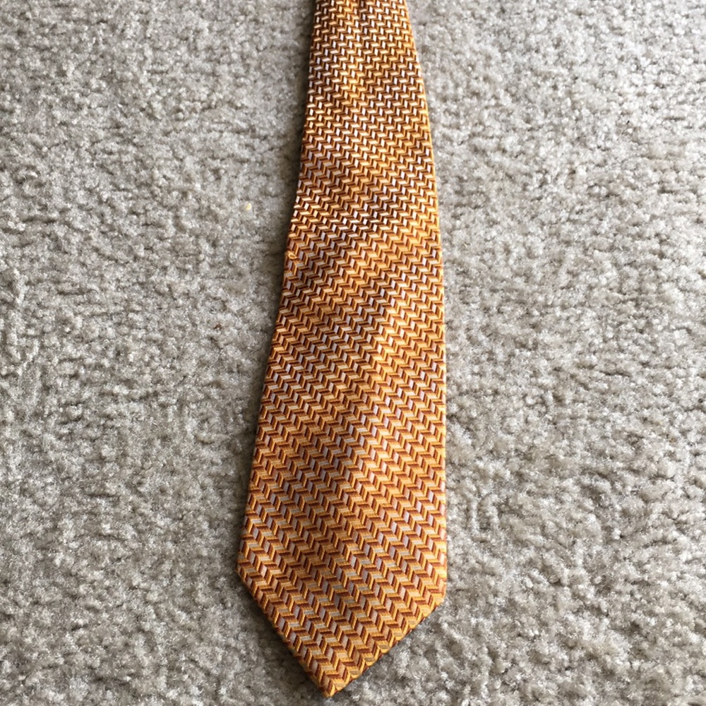 Roundtree and Yorke Orange Silk Tie